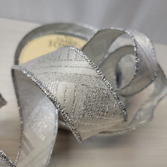 WFR Glitter Silver Geometric 1.25 inch Wired Ribbon 10 yard Spool - Picture 2 of 7